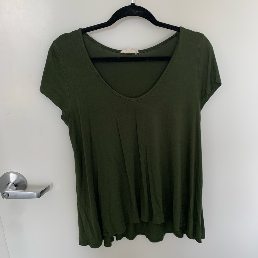 green short sleeve shirt